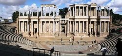 Abogados y Administradores de Fincas: Extremadura Teatro De M�rida